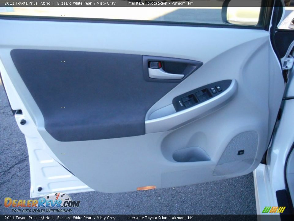 2011 Toyota Prius Hybrid II Blizzard White Pearl / Misty Gray Photo #8