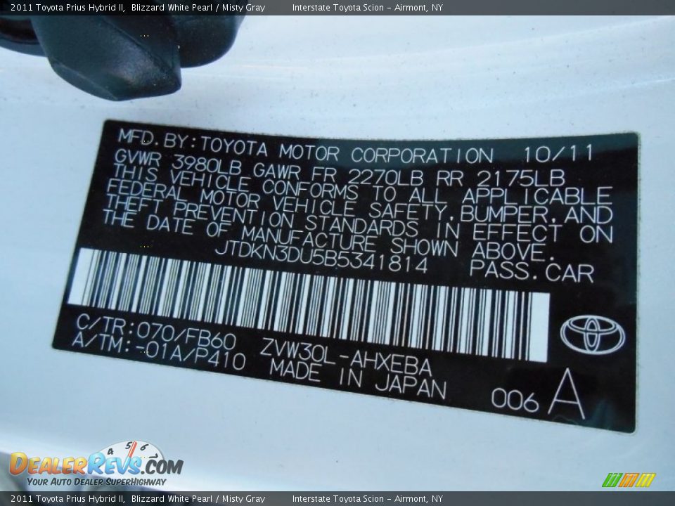 2011 Toyota Prius Hybrid II Blizzard White Pearl / Misty Gray Photo #26