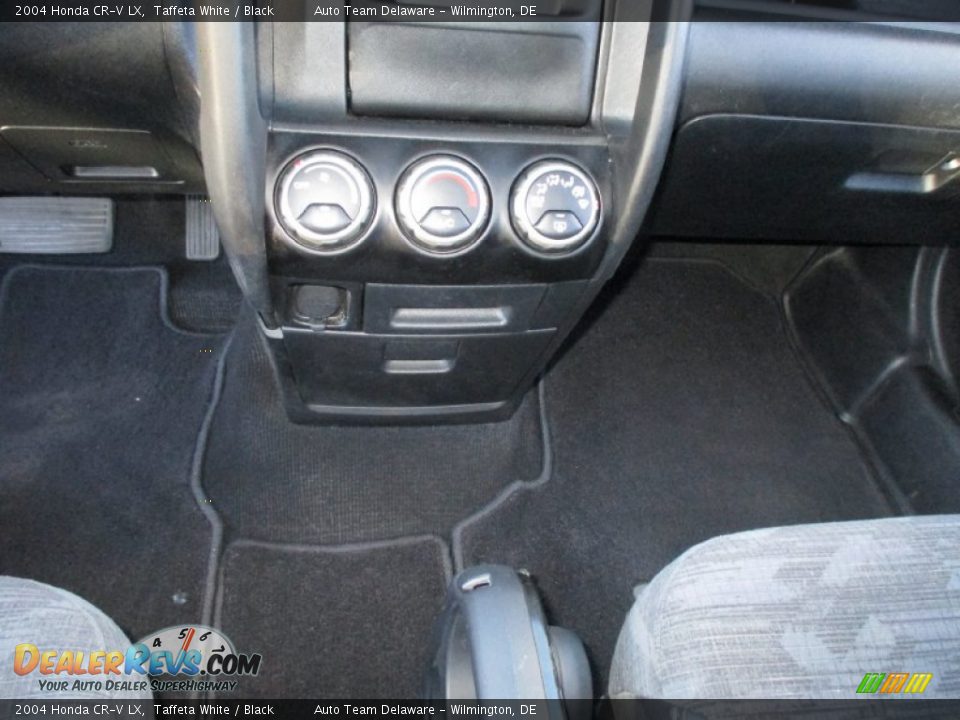 2004 Honda CR-V LX Taffeta White / Black Photo #22