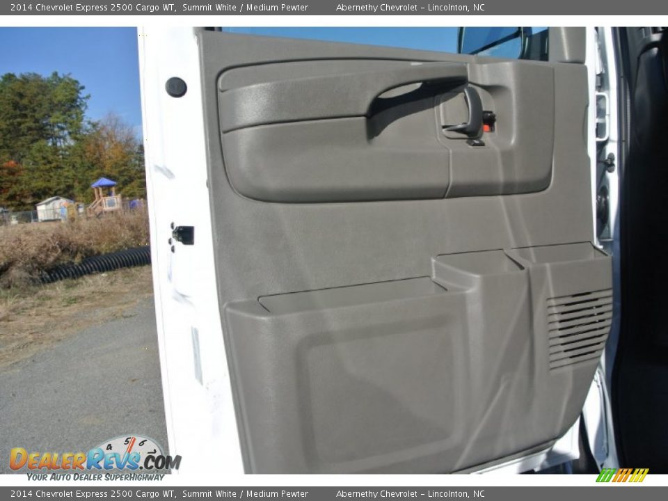2014 Chevrolet Express 2500 Cargo WT Summit White / Medium Pewter Photo #7