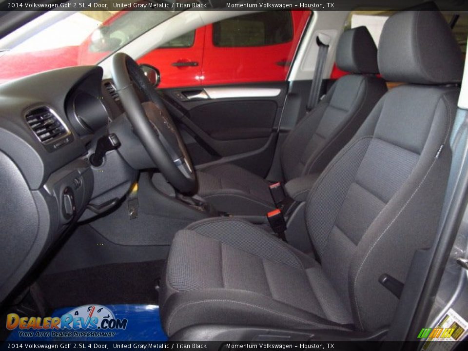Front Seat of 2014 Volkswagen Golf 2.5L 4 Door Photo #11