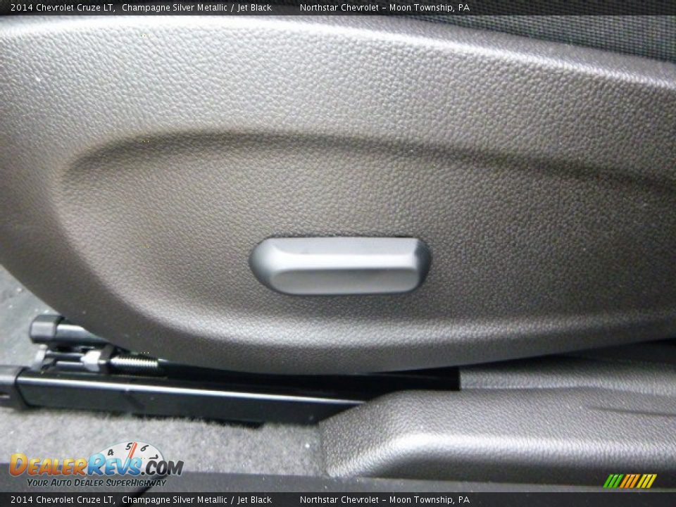 2014 Chevrolet Cruze LT Champagne Silver Metallic / Jet Black Photo #15