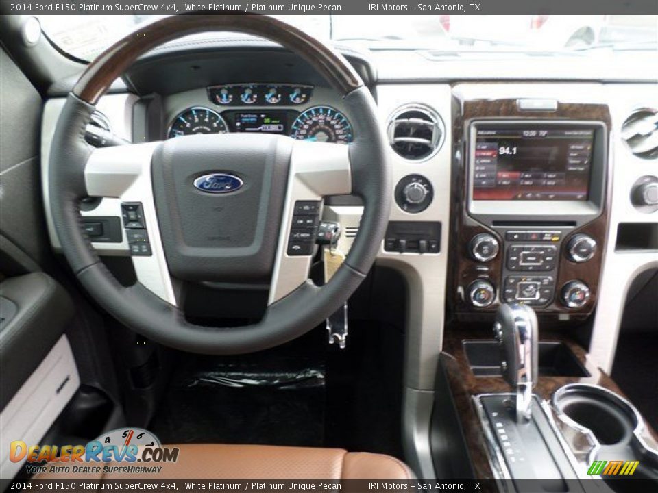 Dashboard of 2014 Ford F150 Platinum SuperCrew 4x4 Photo #16