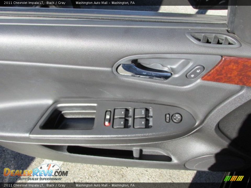 2011 Chevrolet Impala LT Black / Gray Photo #11