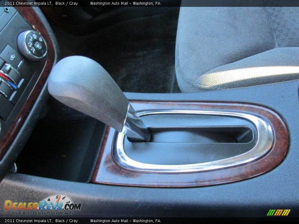 2011 Chevrolet Impala LT Black / Gray Photo #12