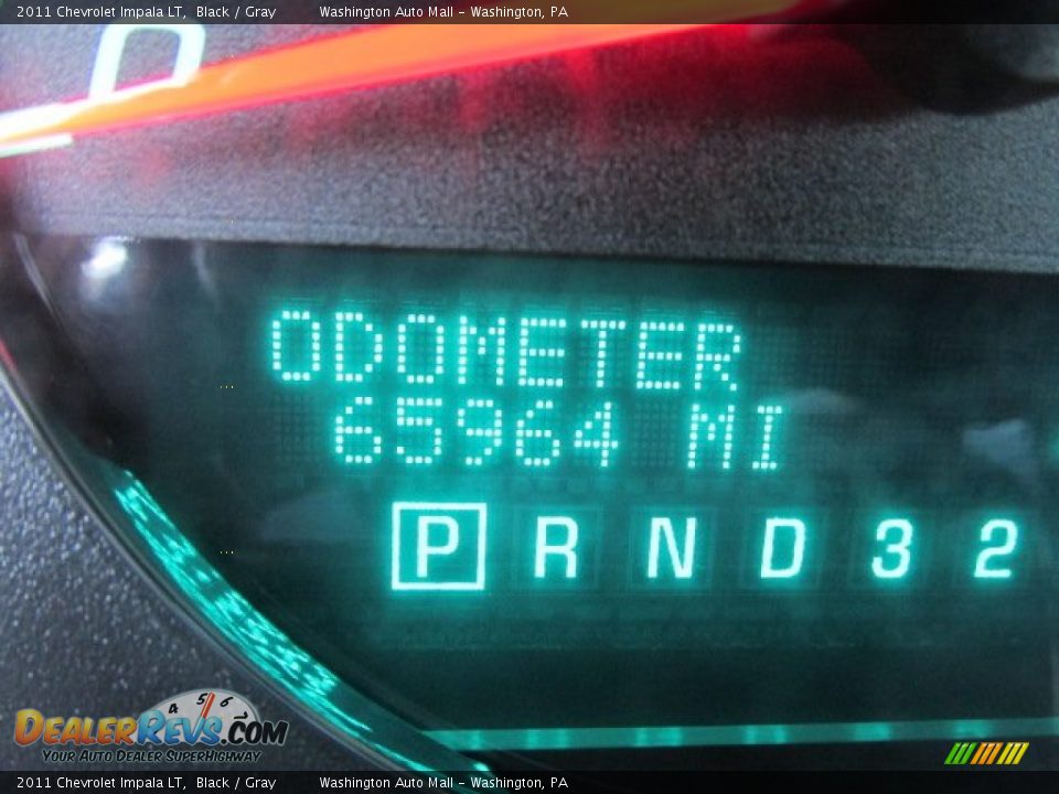 2011 Chevrolet Impala LT Black / Gray Photo #20