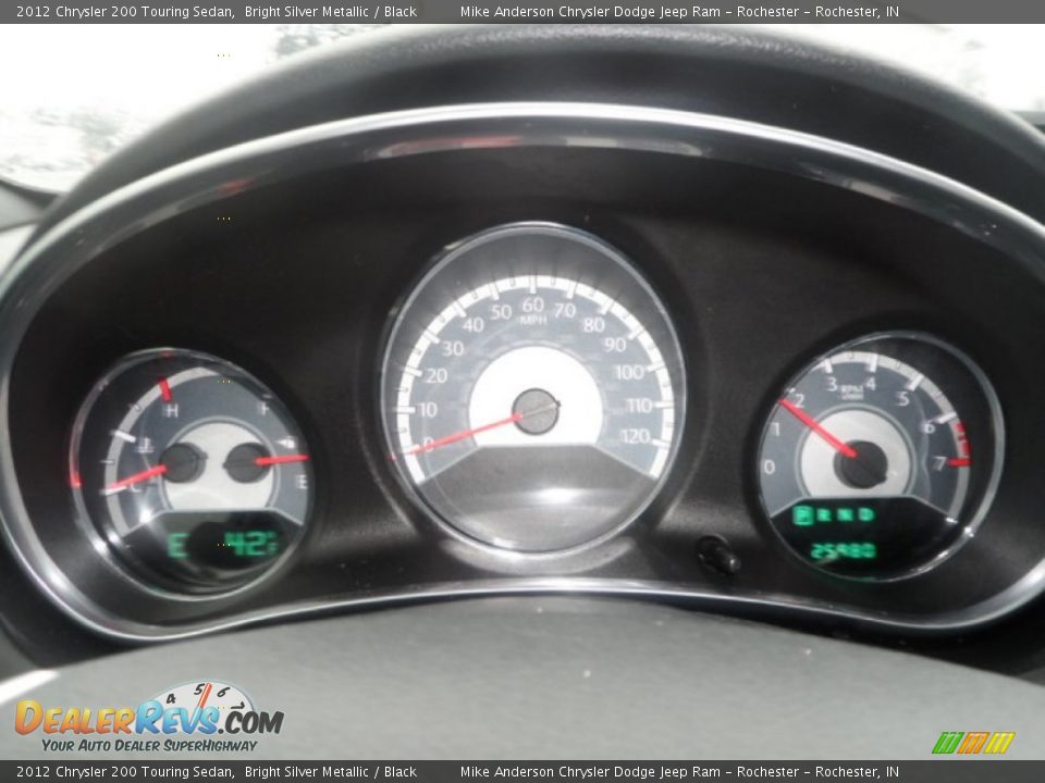 2012 Chrysler 200 Touring Sedan Bright Silver Metallic / Black Photo #10