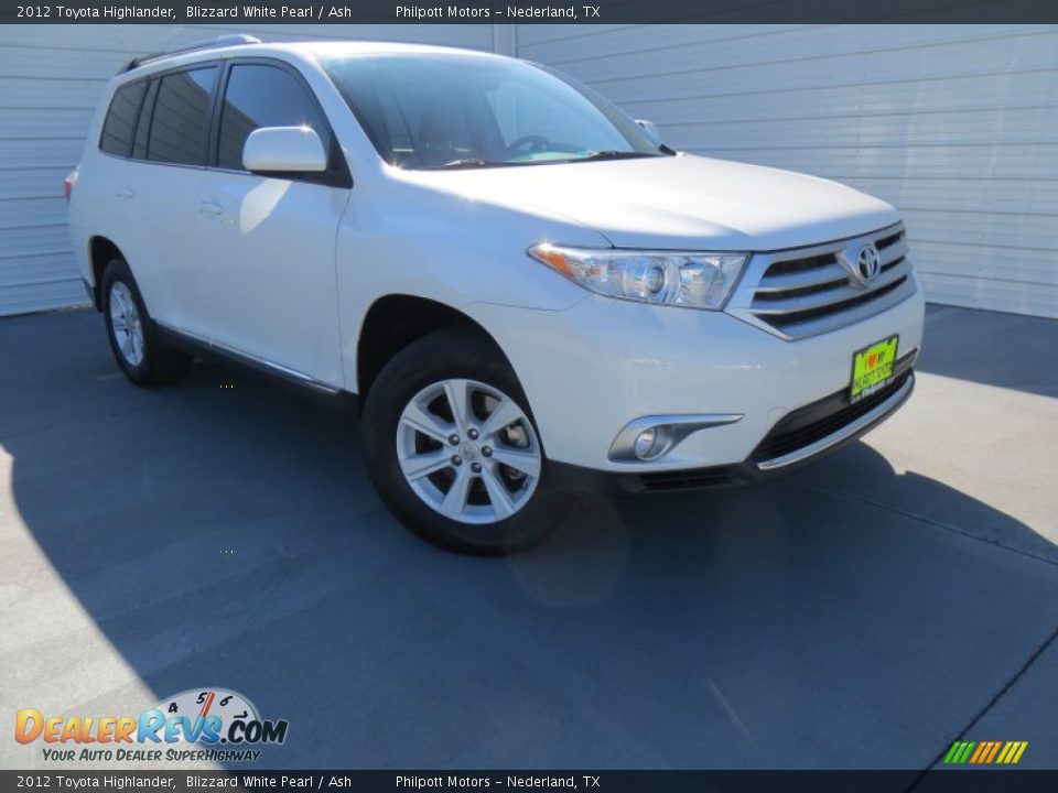 2012 Toyota Highlander Blizzard White Pearl / Ash Photo #2