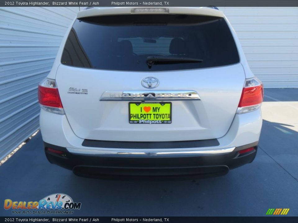 2012 Toyota Highlander Blizzard White Pearl / Ash Photo #5