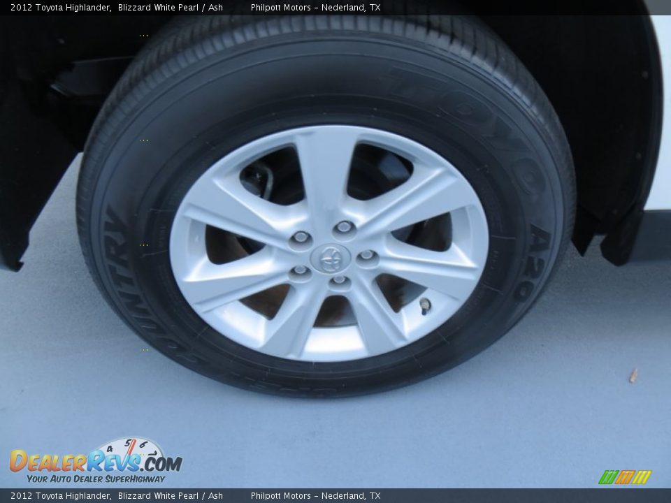 2012 Toyota Highlander Blizzard White Pearl / Ash Photo #15