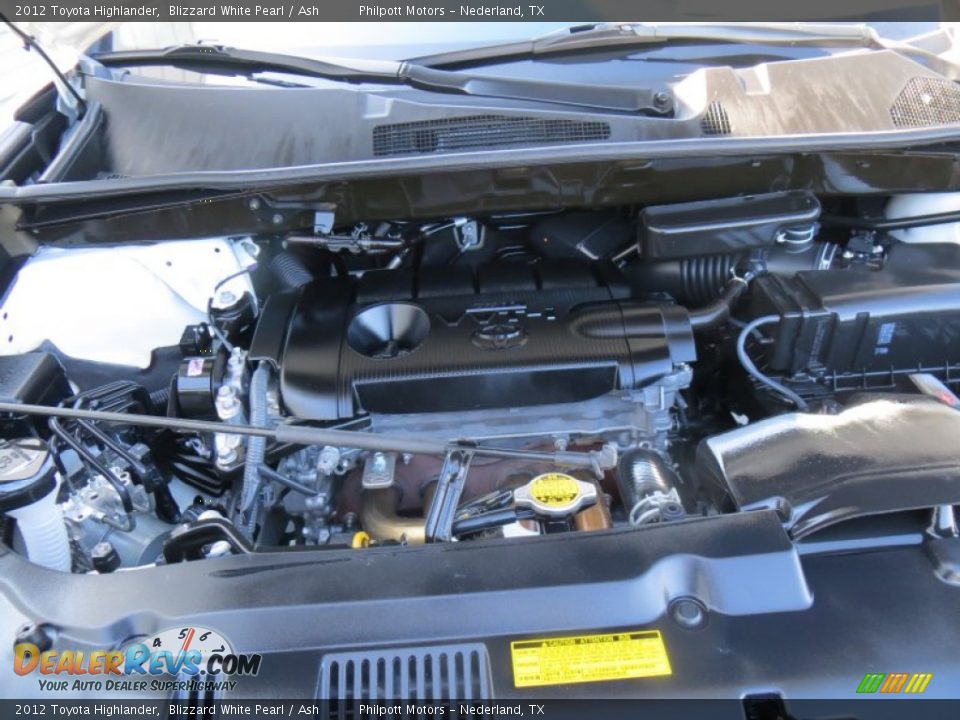 2012 Toyota Highlander Blizzard White Pearl / Ash Photo #19