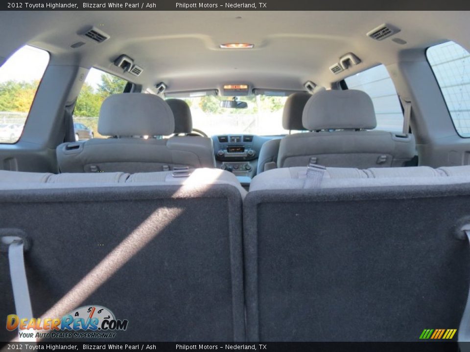2012 Toyota Highlander Blizzard White Pearl / Ash Photo #27