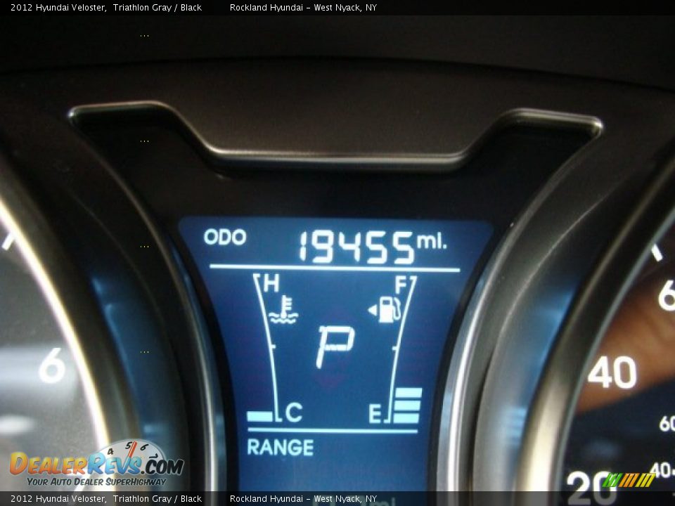 2012 Hyundai Veloster Triathlon Gray / Black Photo #15