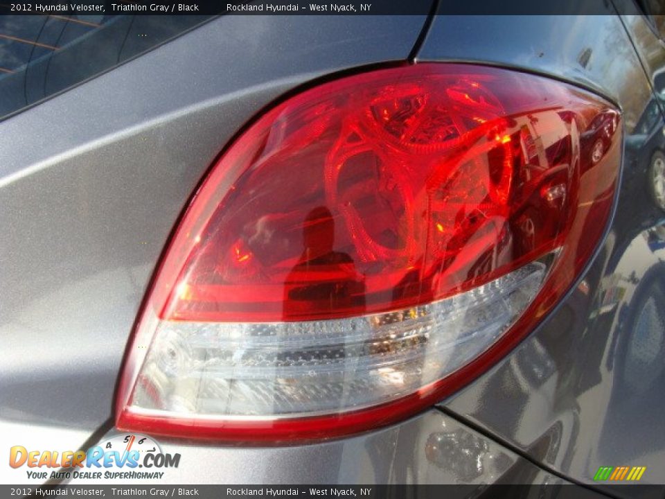 2012 Hyundai Veloster Triathlon Gray / Black Photo #20