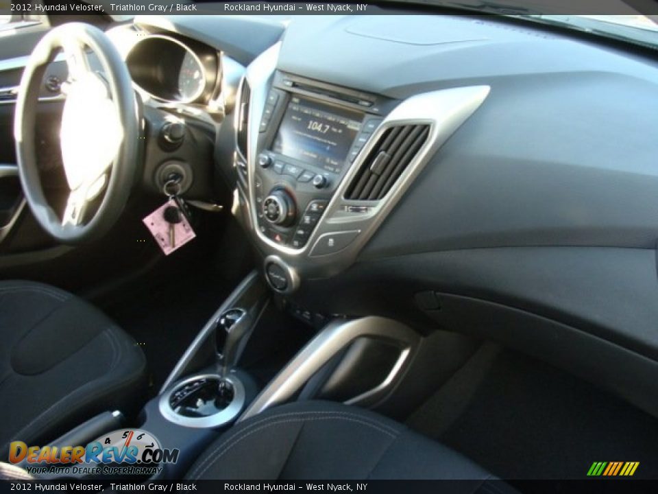 2012 Hyundai Veloster Triathlon Gray / Black Photo #23