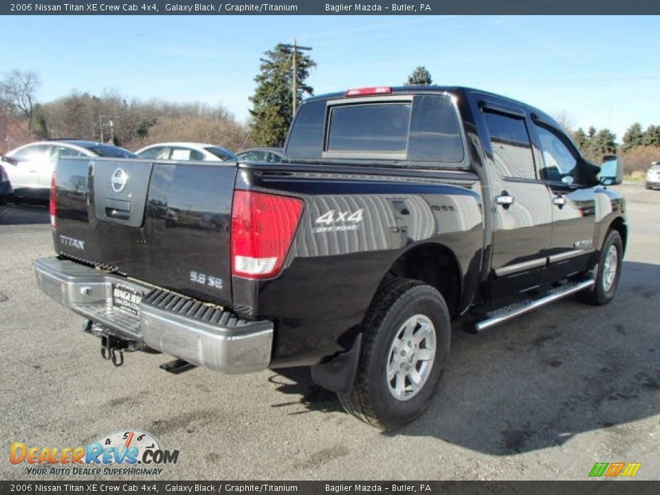 2006 Nissan Titan XE Crew Cab 4x4 Galaxy Black / Graphite/Titanium Photo #5