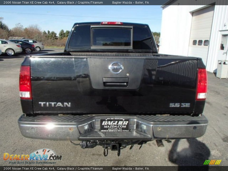 2006 Nissan Titan XE Crew Cab 4x4 Galaxy Black / Graphite/Titanium Photo #6
