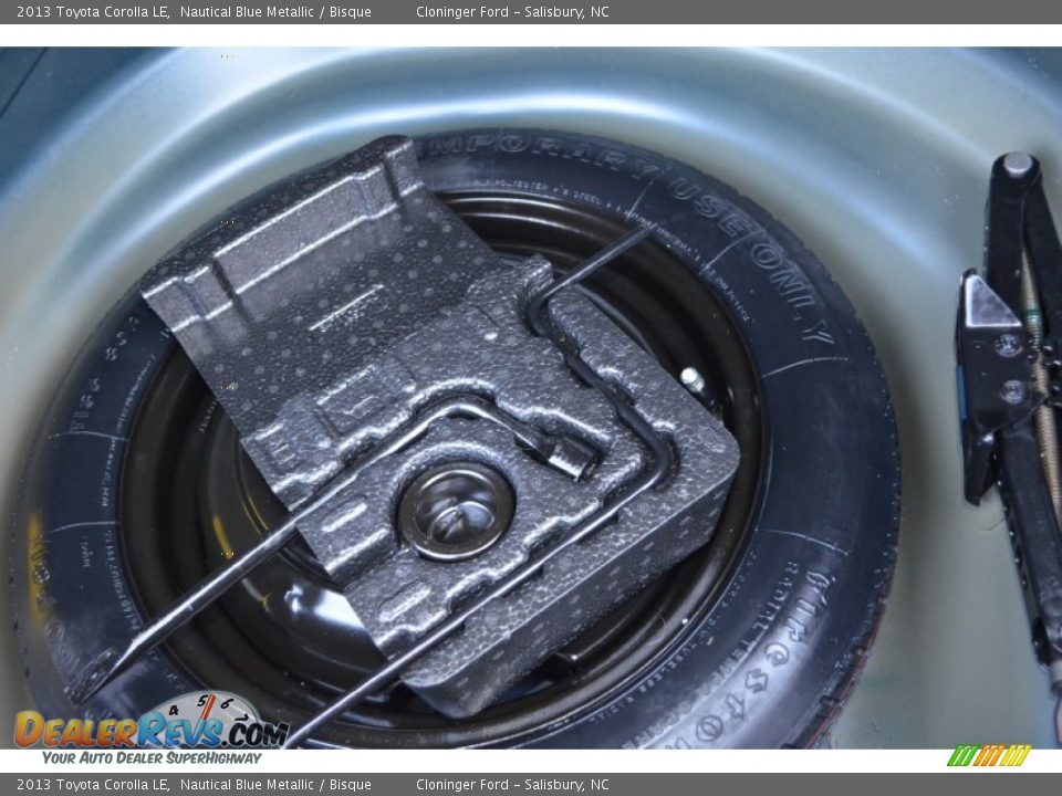 2013 Toyota Corolla LE Nautical Blue Metallic / Bisque Photo #19