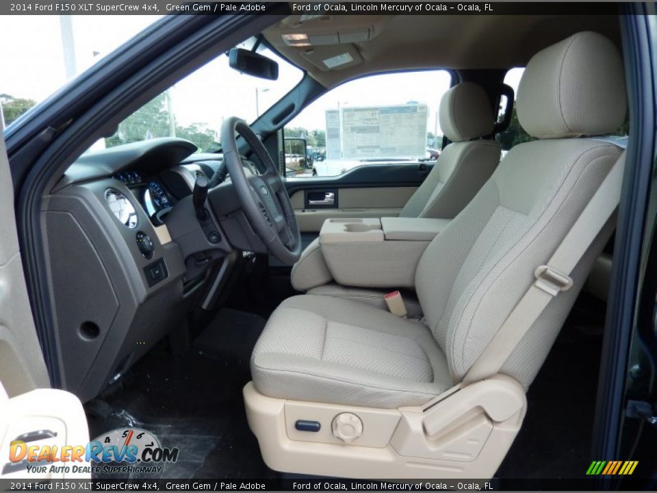 Front Seat of 2014 Ford F150 XLT SuperCrew 4x4 Photo #6