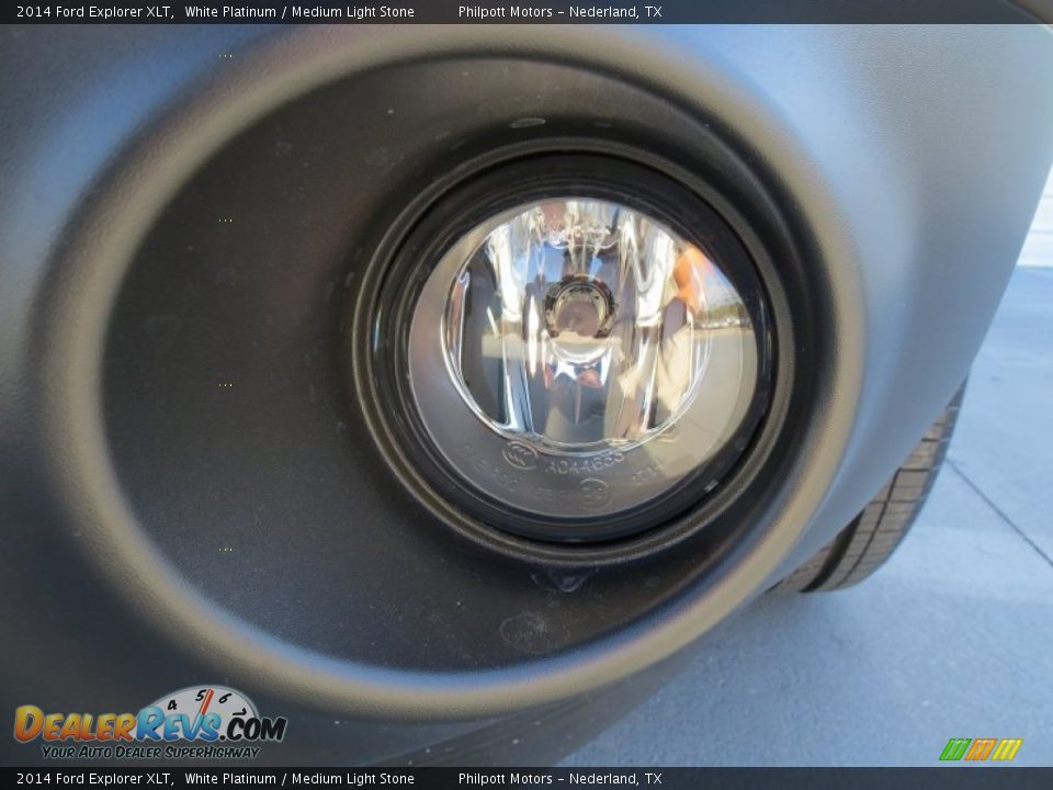 2014 Ford Explorer XLT White Platinum / Medium Light Stone Photo #10