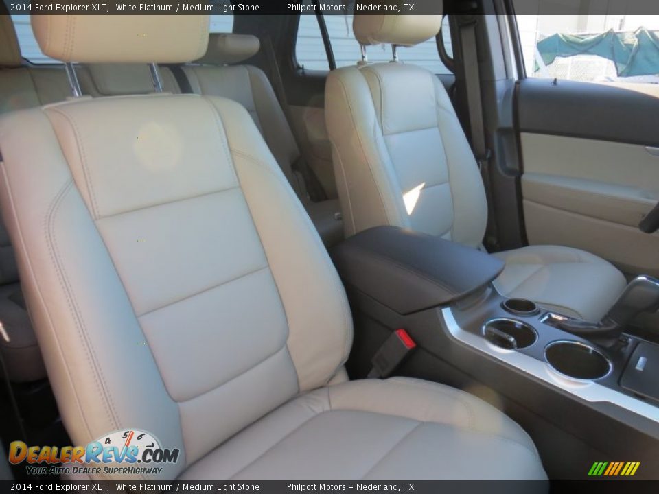 2014 Ford Explorer XLT White Platinum / Medium Light Stone Photo #20