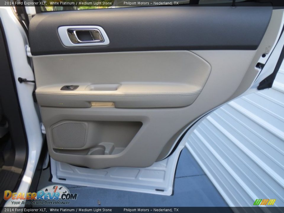 2014 Ford Explorer XLT White Platinum / Medium Light Stone Photo #22