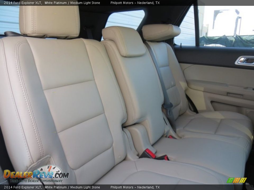 2014 Ford Explorer XLT White Platinum / Medium Light Stone Photo #23