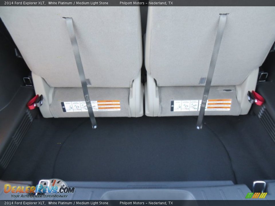 2014 Ford Explorer XLT White Platinum / Medium Light Stone Photo #26