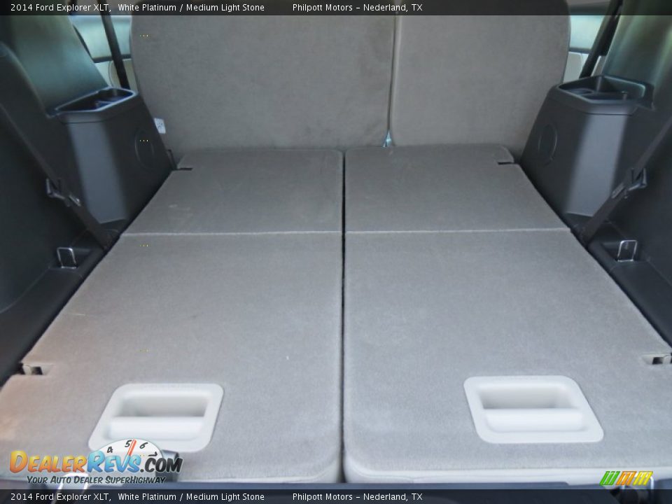 2014 Ford Explorer XLT White Platinum / Medium Light Stone Photo #27