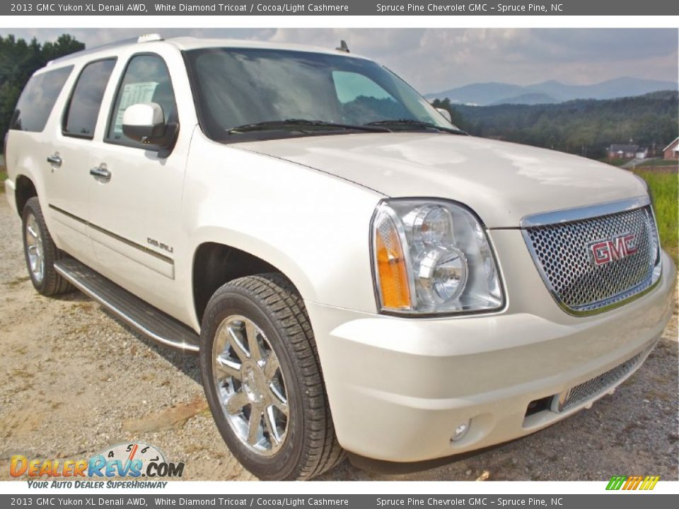 2013 GMC Yukon XL Denali AWD White Diamond Tricoat / Cocoa/Light Cashmere Photo #1