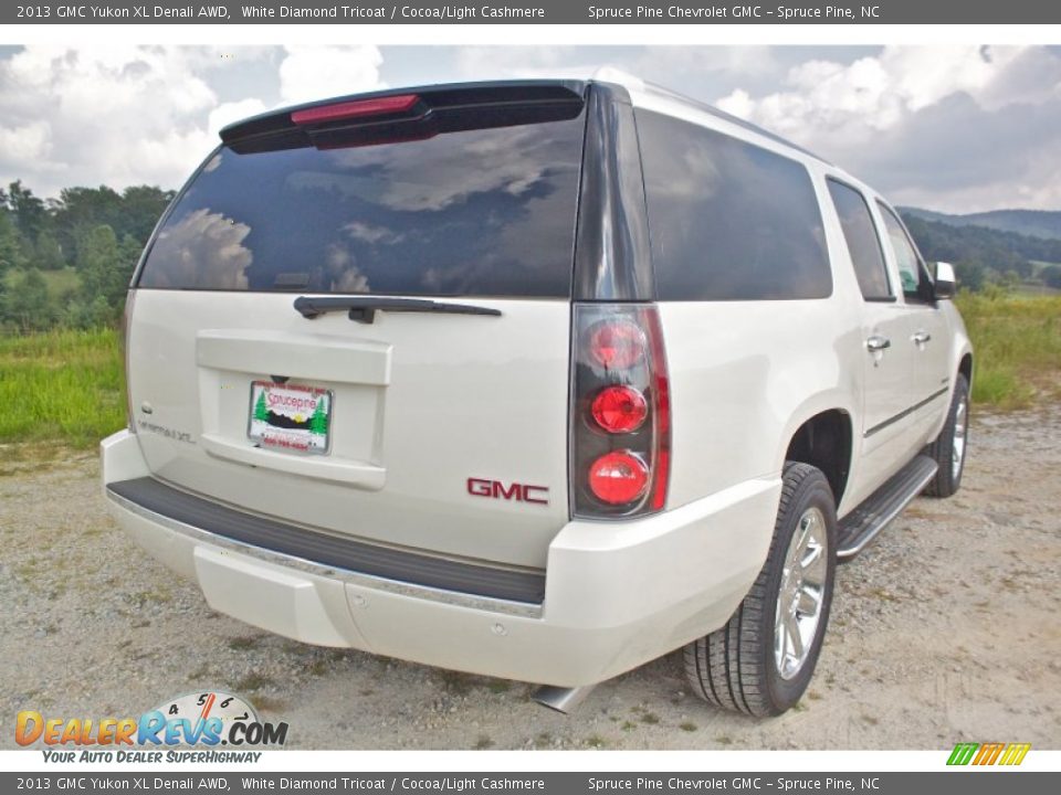 2013 GMC Yukon XL Denali AWD White Diamond Tricoat / Cocoa/Light Cashmere Photo #9