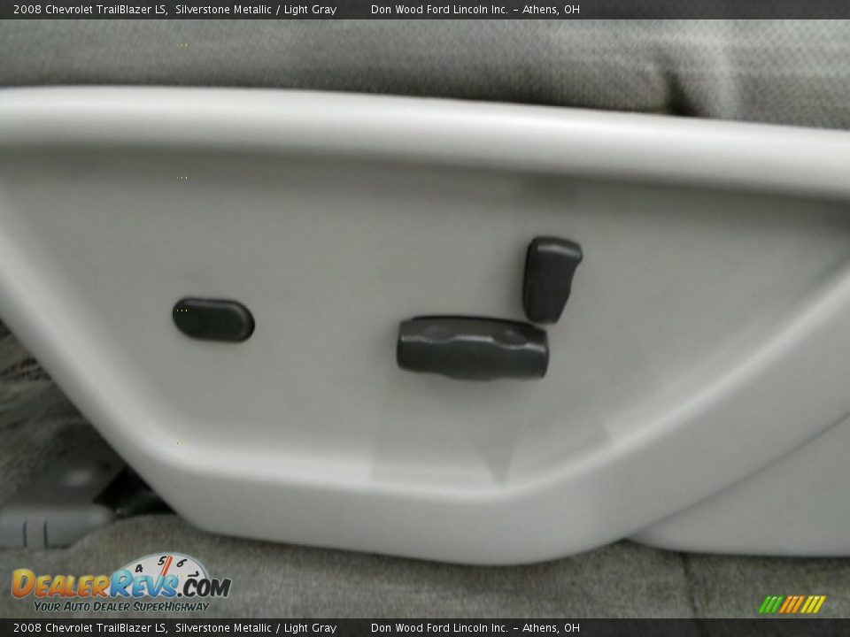 2008 Chevrolet TrailBlazer LS Silverstone Metallic / Light Gray Photo #11
