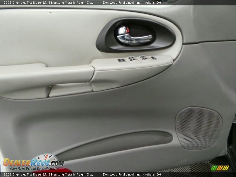 2008 Chevrolet TrailBlazer LS Silverstone Metallic / Light Gray Photo #12