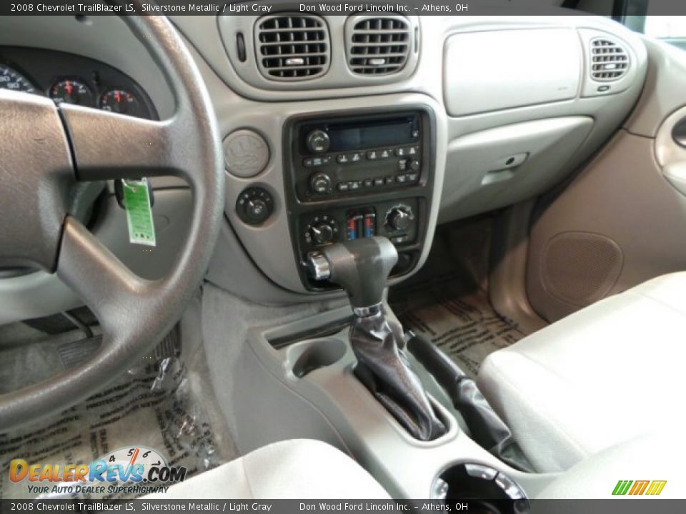 2008 Chevrolet TrailBlazer LS Silverstone Metallic / Light Gray Photo #22