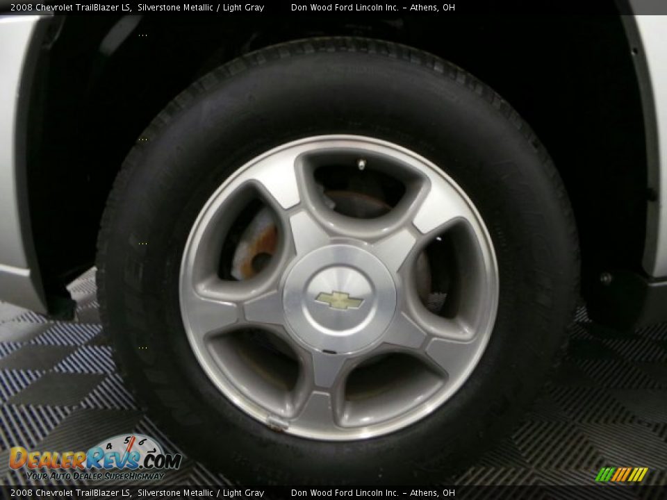 2008 Chevrolet TrailBlazer LS Silverstone Metallic / Light Gray Photo #25