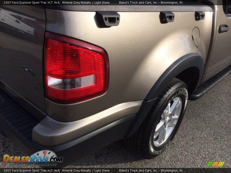 2007 Ford Explorer Sport Trac XLT 4x4 Mineral Grey Metallic / Light Stone Photo #2
