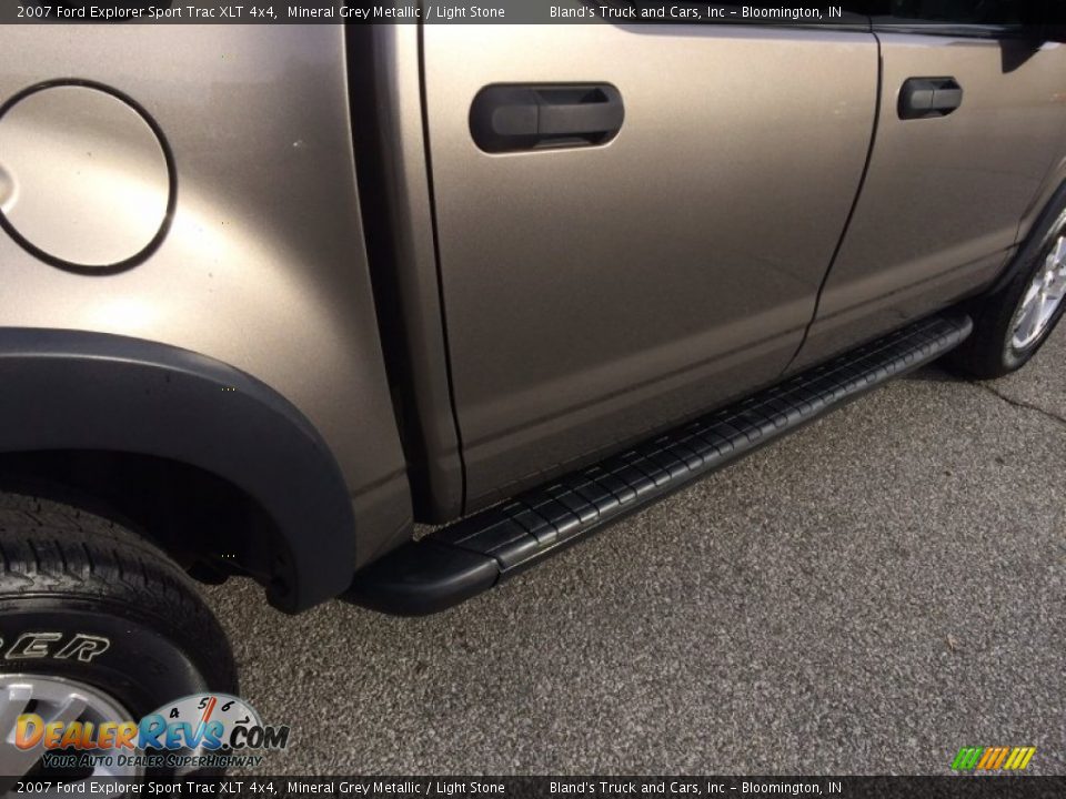 2007 Ford Explorer Sport Trac XLT 4x4 Mineral Grey Metallic / Light Stone Photo #3