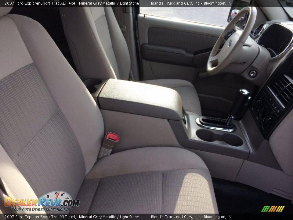 2007 Ford Explorer Sport Trac XLT 4x4 Mineral Grey Metallic / Light Stone Photo #6