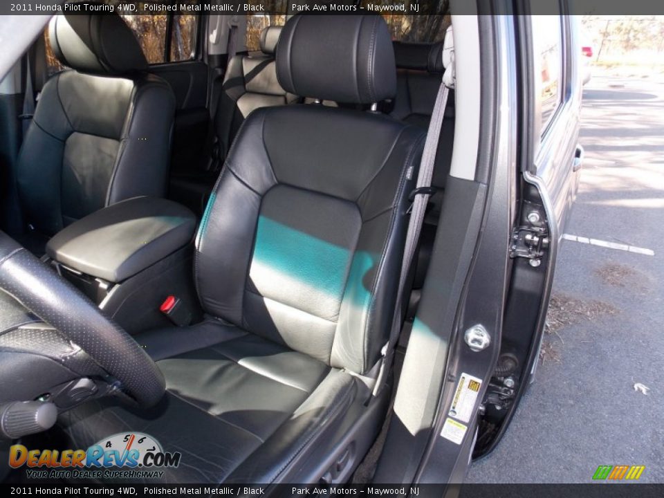 2011 Honda Pilot Touring 4WD Polished Metal Metallic / Black Photo #11