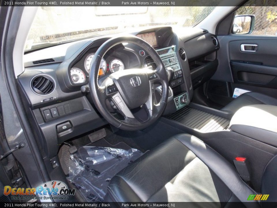 2011 Honda Pilot Touring 4WD Polished Metal Metallic / Black Photo #13