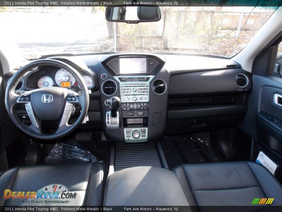 2011 Honda Pilot Touring 4WD Polished Metal Metallic / Black Photo #14