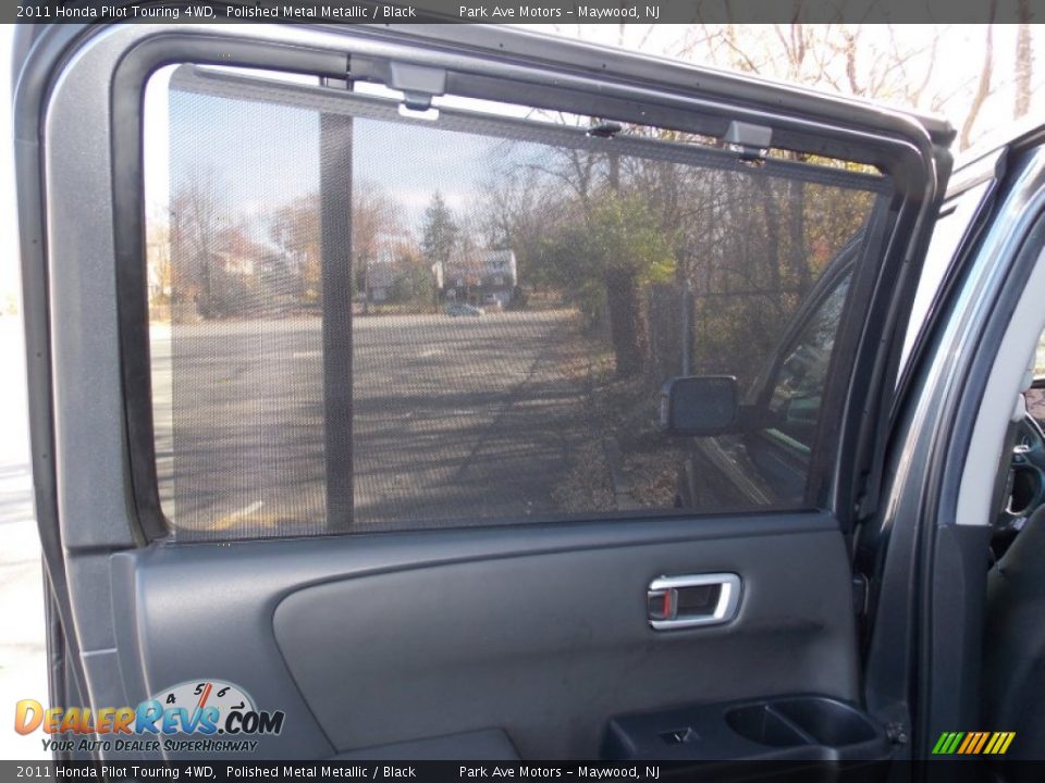 2011 Honda Pilot Touring 4WD Polished Metal Metallic / Black Photo #19