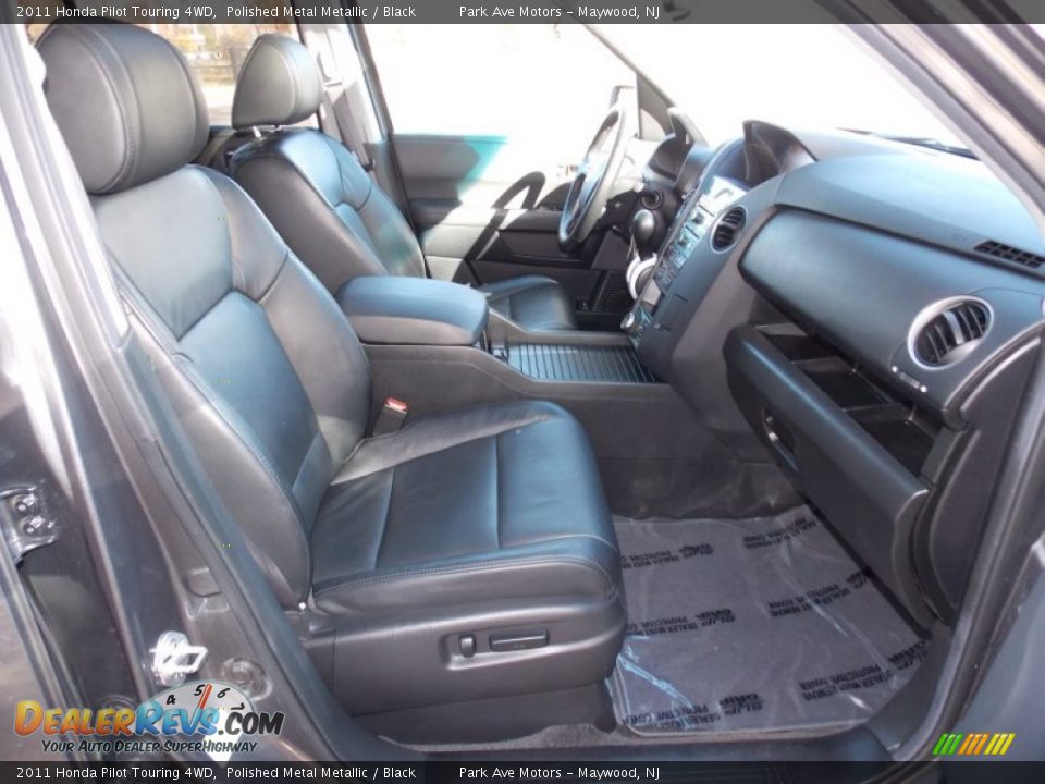 2011 Honda Pilot Touring 4WD Polished Metal Metallic / Black Photo #25