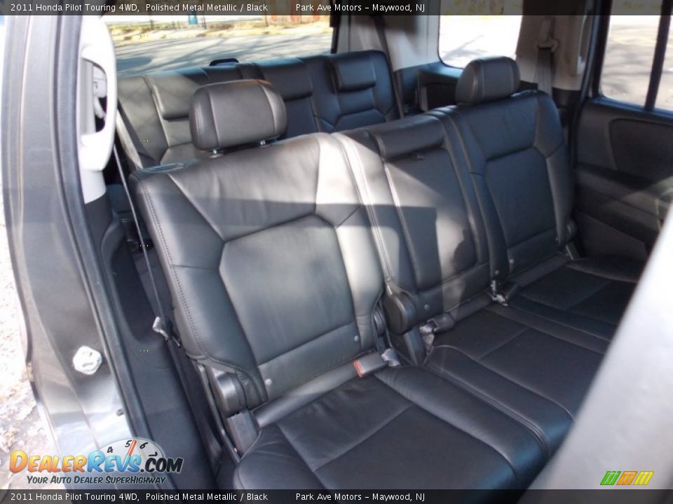 2011 Honda Pilot Touring 4WD Polished Metal Metallic / Black Photo #28