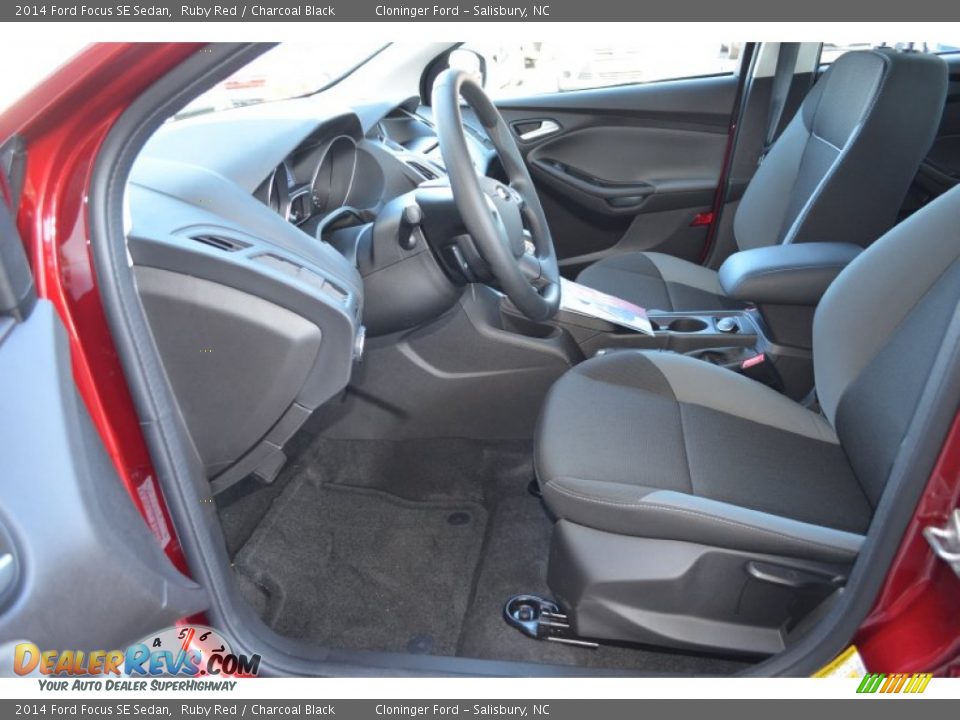 2014 Ford Focus SE Sedan Ruby Red / Charcoal Black Photo #5