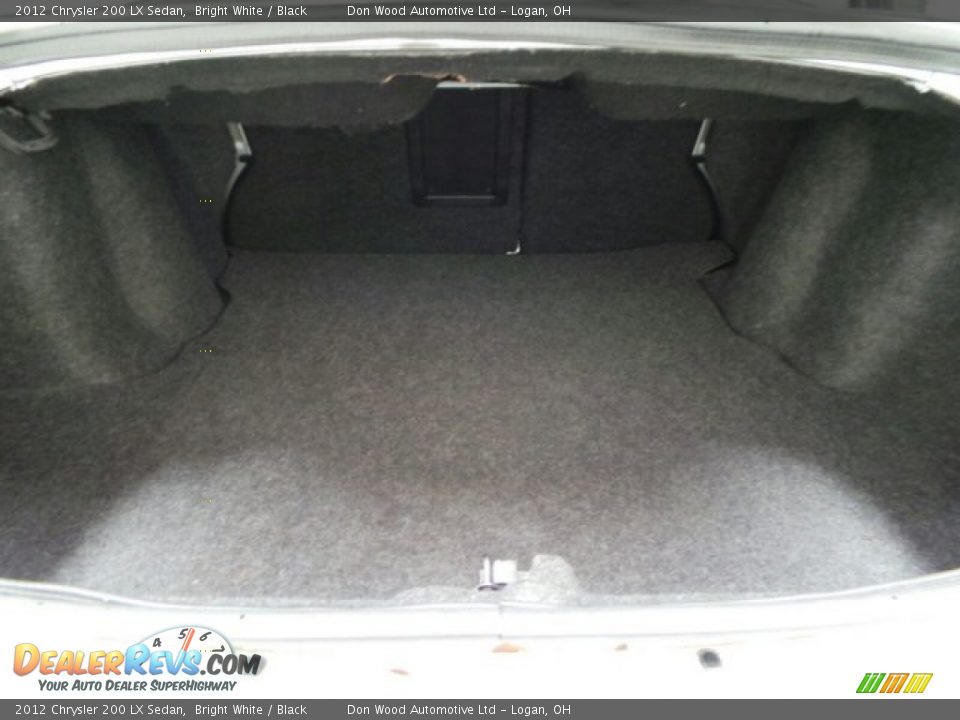 2012 Chrysler 200 LX Sedan Bright White / Black Photo #4