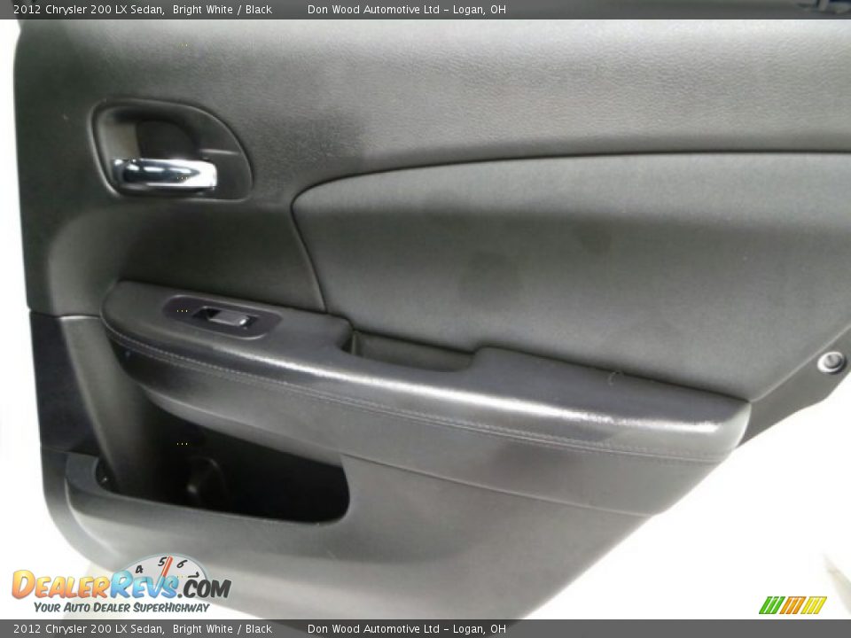 2012 Chrysler 200 LX Sedan Bright White / Black Photo #12