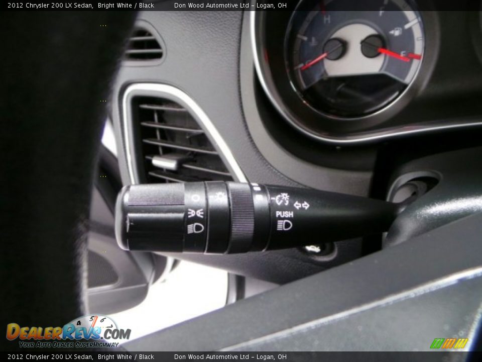 2012 Chrysler 200 LX Sedan Bright White / Black Photo #17