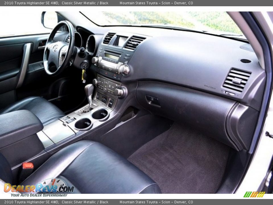 2010 Toyota Highlander SE 4WD Classic Silver Metallic / Black Photo #15