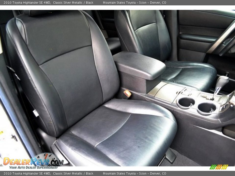 2010 Toyota Highlander SE 4WD Classic Silver Metallic / Black Photo #17